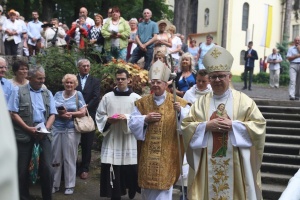 arcybiskup jędraszewski w prudniku